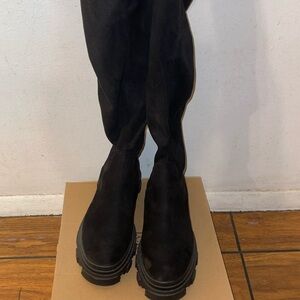 Women’s chunky heel thigh high faux suede boot. Worn once